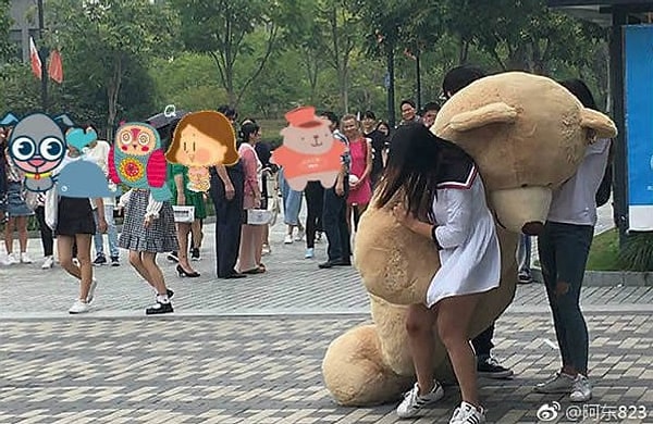 4. На что та ответила: «Мне нравится медведь, но ты мне не нравишься».