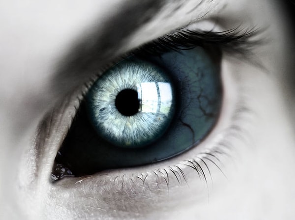 В вашей душе больше темной стороны!