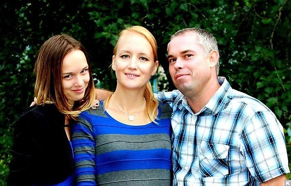 3. Родители девушки были несколько ошеломлены тем, что свадьба состоится так рано, и уговаривали Диану повременить, но видя счастье ребят, отступили.