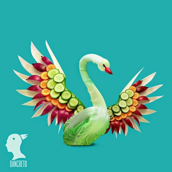 7. Лебедь для веганов, сделанный из овощей и фруктов