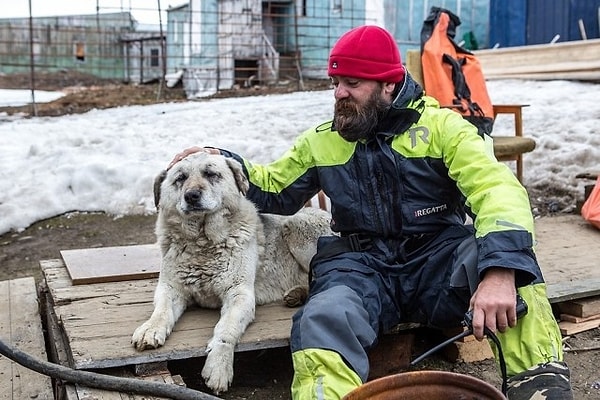 13. Да уж, жизнь на крайнем севере тяжелая, но зато какая душевная!