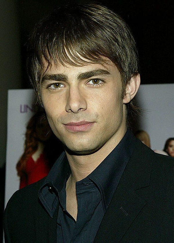 7. Джонатан Беннетт - 34 года