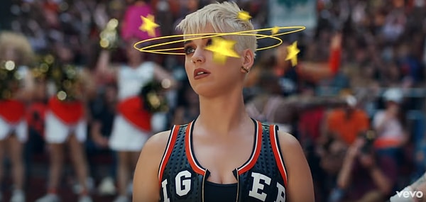 6. В каком клипе был этот момент?