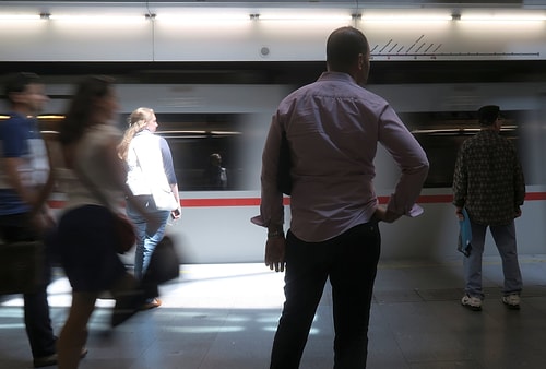 Evden İşe İşten Eve! 21 Farklı Ülkede İnsanlar Nasıl Yolculuk Yapıyor