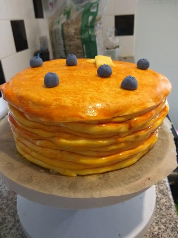 13. Идеальный завтрак. А что? Я всегда мечтала завтракать тортом!