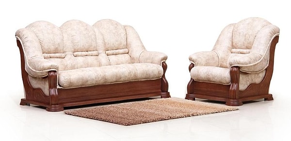 3. Комплект из дивана и кресел
