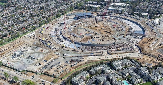 Jobs son halka arzını Haziran 2011'de yaptı: Cupertino Kent Konseyi'ne yeni bir Apple Kampüsü önerdi.