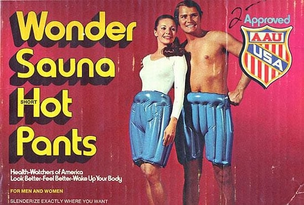 8. Некоторые, конечно, оборачиваются пищевой пленкой перед занятиями фитнесом, чтобы хорошенько пропотеть, но до наших бабушек и дедушек им все равно далеко: ведь они использовали такие шорты, чтобы как следует пропотеть в сауне.