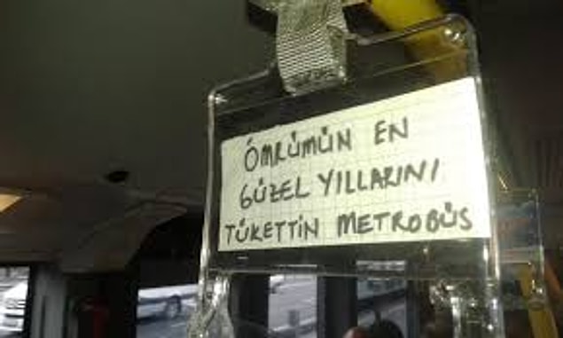 9. İşe okula gidip gelmek için sabahın köründe kalktığın için vücudunun zamanla uykusuzluğa bağışıklık kazanması