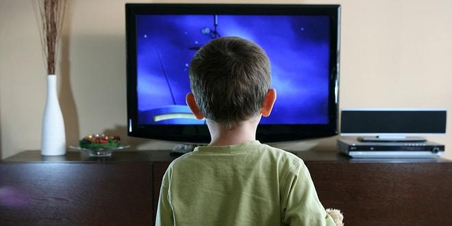 Ekranlar Olumsuz Davranış Sergileyen Kahramanlarla Dolu: Türkiye'de Gençlerin Yüzde 96'sı Televizyon İzliyor