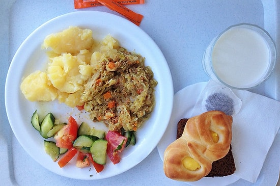 22 фото больничной еды из разных уголков мира