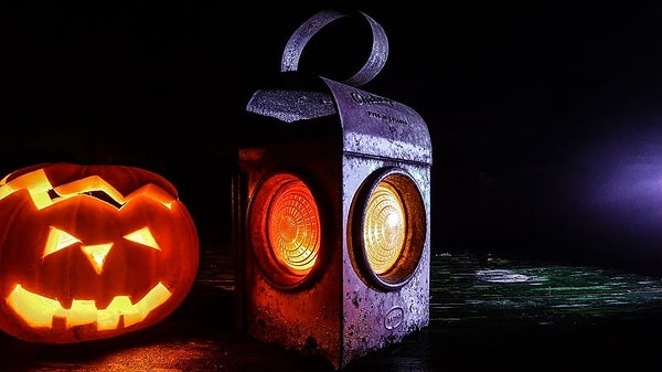 1. Что вы обычно делаете на Хэллоуин?