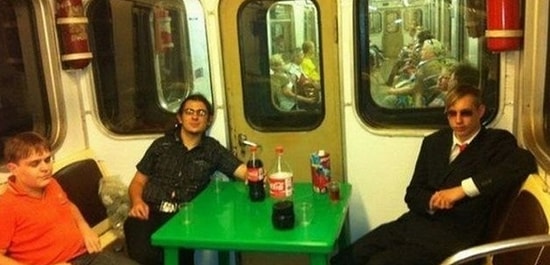 Невероятные приключения русских в подземке, или Эти странные люди в метро