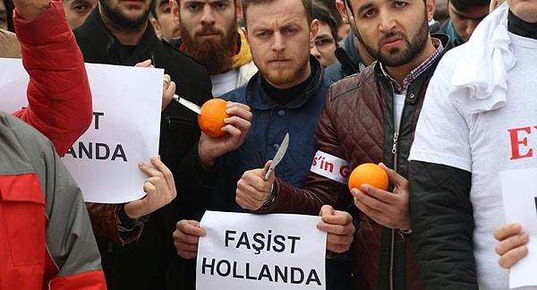Aile Bakanı Kaya'nın Hollanda'dan sınır dışı edilmesinden sonra da protesto biçimi portakal bıçaklamak olmuştu.