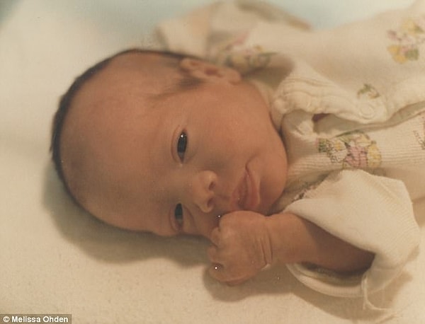 3. Ни мать, ни бабушка не знали, что ребенок выжил.