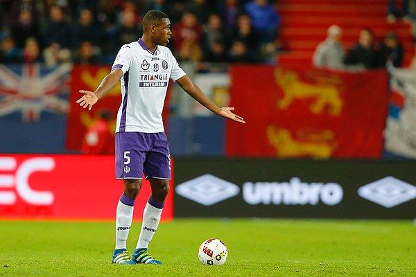 10. Issa Diop (Toulouse)