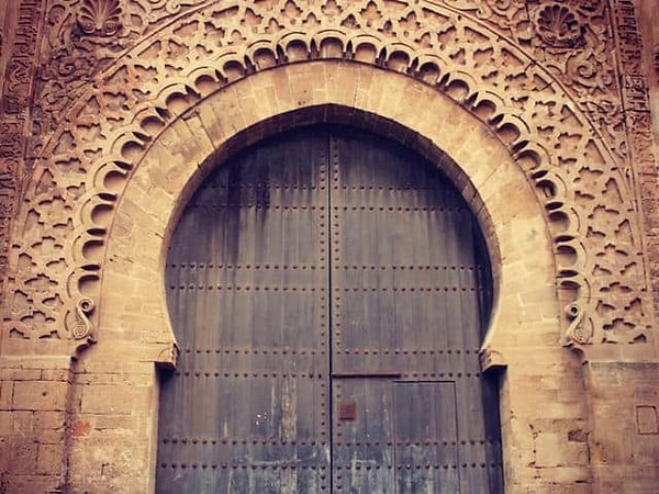 6. На какой цвет вы обратили внимание в первую очередь?