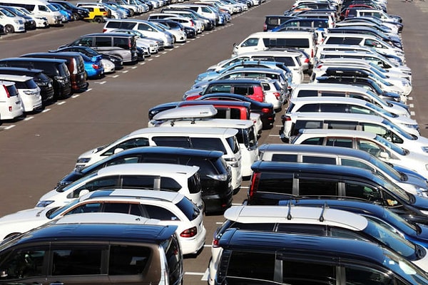 10. Все паркуются задом