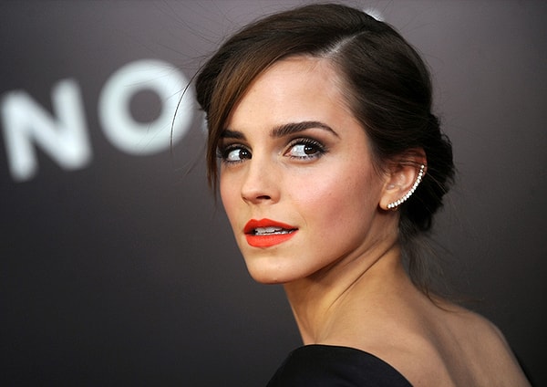 12. И наконец, какой фильм не входит в фильмографию Эммы Уотсон?