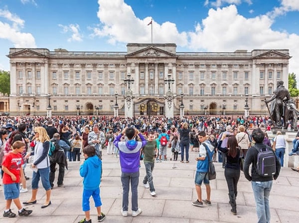 13. Букингемский дворец, Лондон, Великобритания