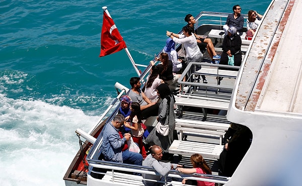 3. В Турции используют паромы...