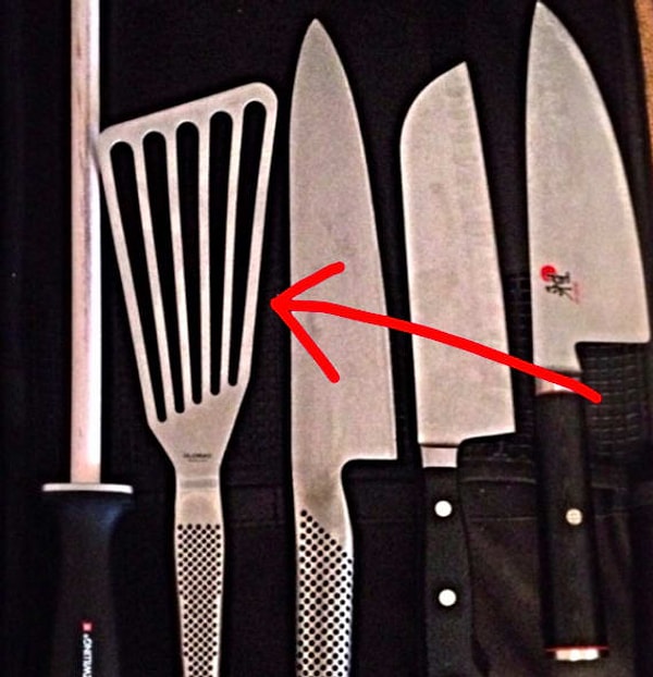 7. Купите лопатку для рыбы, чтобы не разрушать структуру рыбы и морепродуктов