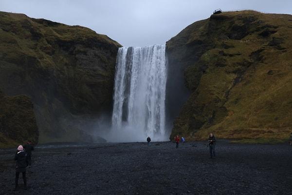 İzlanda pahalı mı?