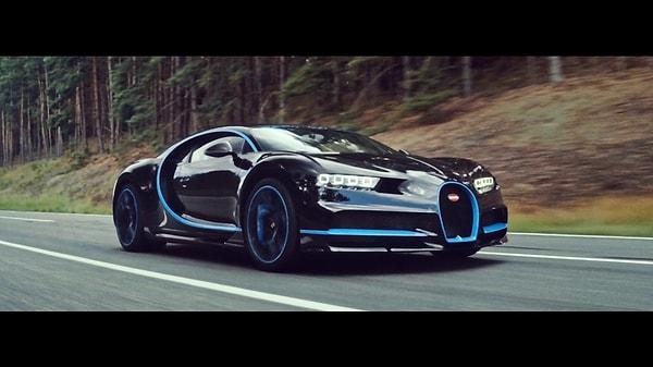 2. Bugatti Chiron (420+ kms)