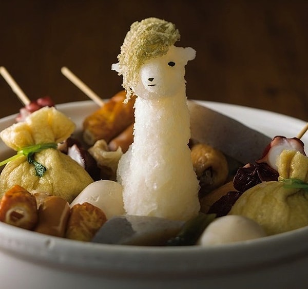 8. Если вы любите творения Набе Коно, то вам непременно стоит приобрести его книгу "Daikon Oroshi Art", где собраны все его работы и рецепты.