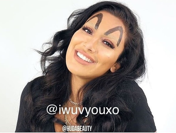 5. А началось все с аккаунта в Instagram @hudabeauty. Пользователь явно решил пошутить, но каким-то образом это вышло из-под контроля и распространилось на весь интернет, став полноправным бьюти-трендом.