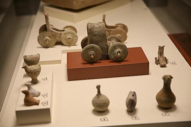 Tarihin Derinliklerinden Bir Çocukluk Hatırası: Şanlıurfa'da 5 Bin Yıllık Oyuncak Araba Bulundu