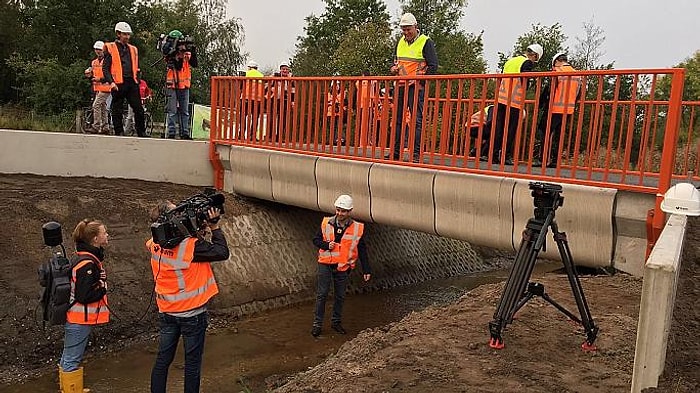 Dünyanın 3D Yazıcıyla Yapılan İlk Köprüsü Hollanda'da Açıldı