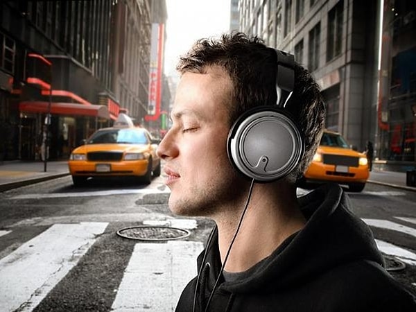 7. Выберите любимого исполнителя: