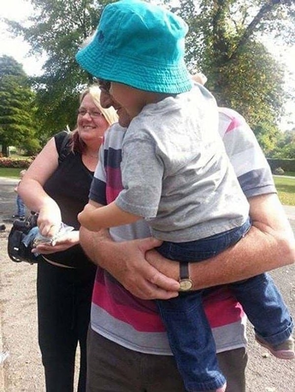 2. Почему у ребёнка такой нос? В деда пошел, наверное...