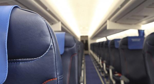 15. Gidiş istikametine ters uçuş koltuklarının olası bir kaza anında ölüm oranını azalttığı bilimsel olarak kanıtlandı.