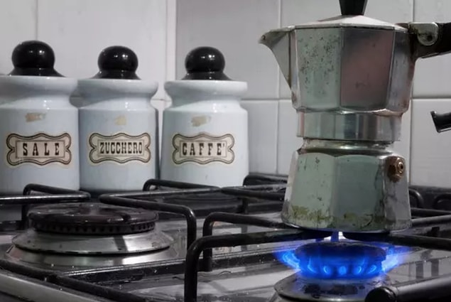 4. Kahve yapımında kullanılan bu aracın adı ne?