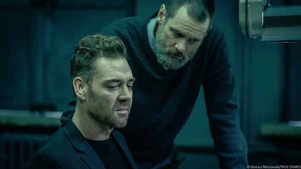 9. Мартон Чокаш посещал настоящие сцены преступлений