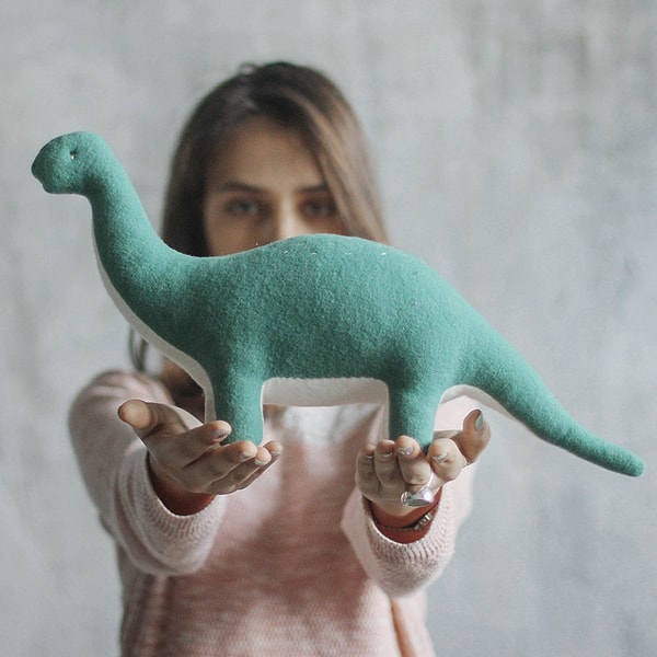 7. Выберите динозавра: