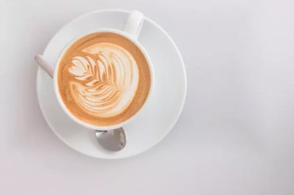 3. В какой из этих кружек налит Flat White?