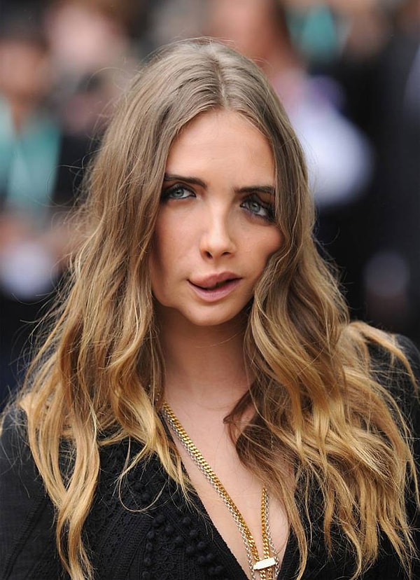 6. Что насчет этой девушки?