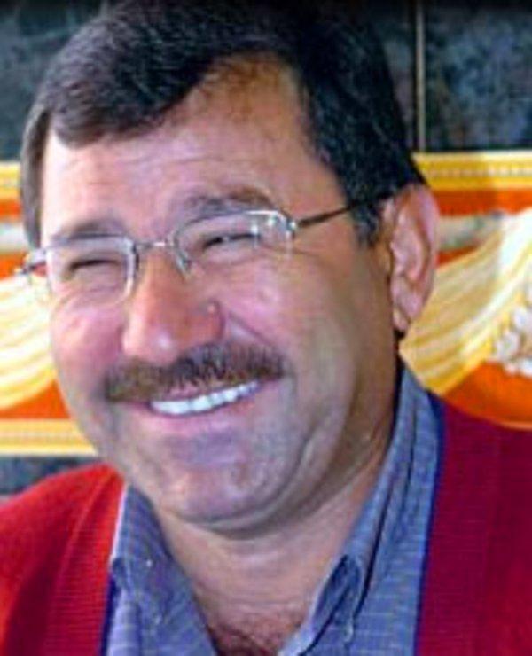 8. Sandıktan yeni çıkmış gülüşüyle Erzurum'da yaşayan tır şoförü Hasbi Dal