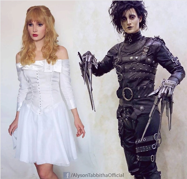 7. Она может трансформироваться и в Ким - возлюбленную Эдварда