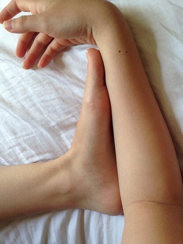 2. Ваша ступня равна длине вашей руки от локтя до запястья!