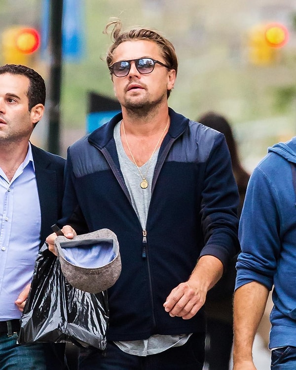 15. «Важно помнить: всякий раз, когда ты покупаешь что-то, ты на сто процентов поддерживаешь политику той компании, которая произвела эту вещь».