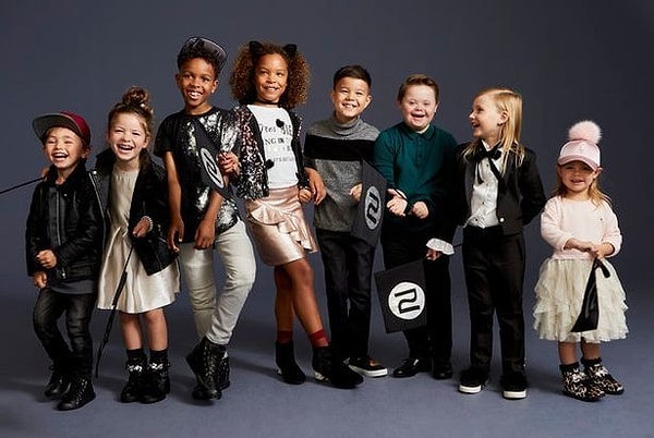 На самом деле Джозефу не чужды прожекторы сцены.