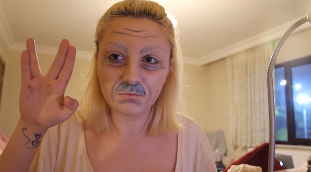 Kendini Makyajla Recep Tayyip Erdoğan'a Çeviren Youtuber