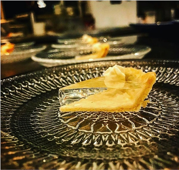 3. А ведь Грант Акац, шеф-повар из Чикаго, создал именно такой пирог!