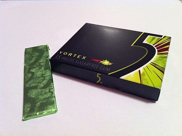 3. Всегда носите с собой жвачку