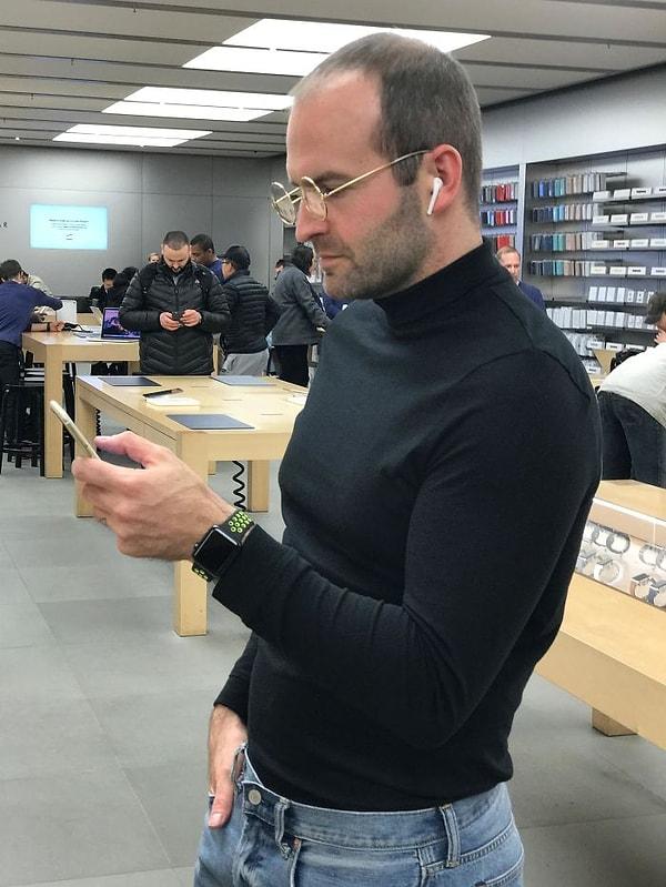 18. Hmm... Acaba Apple Store'da tepkileri nasıl oldu?