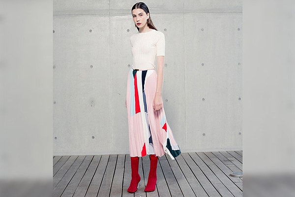 8. Мать Влады рассказывает, что перед смертью дочь звонила ей, говорила о том, как она устала и как сильно хочет спать. А потом у модели поднялась температура под сорок.